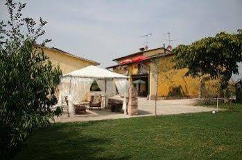 La Cascina Di Alice Panzió Castiglione delle Stiviere Kültér fotó